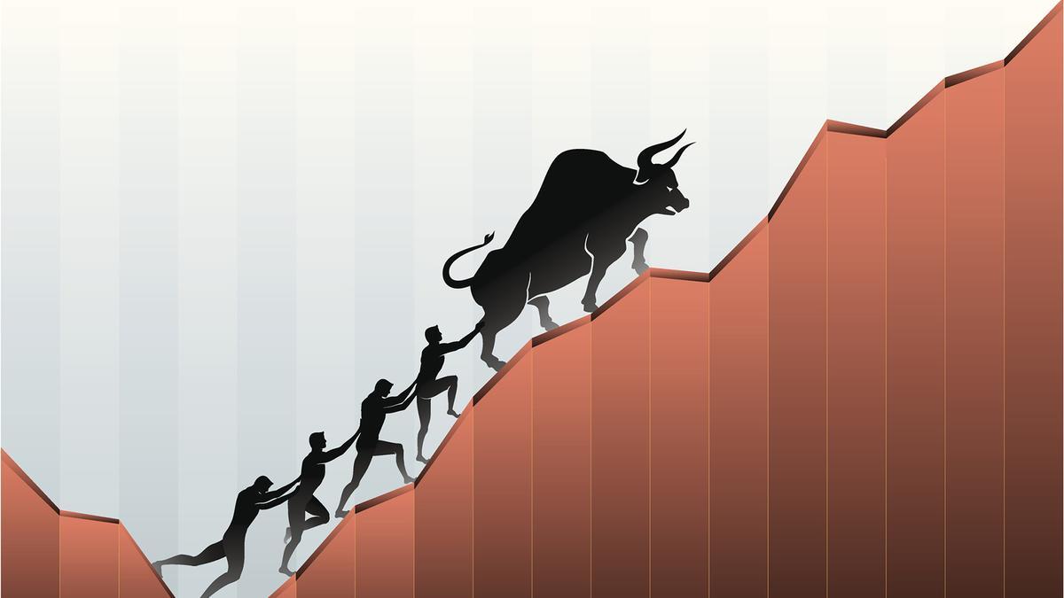 Indian markets rebound sharply after weak opening 