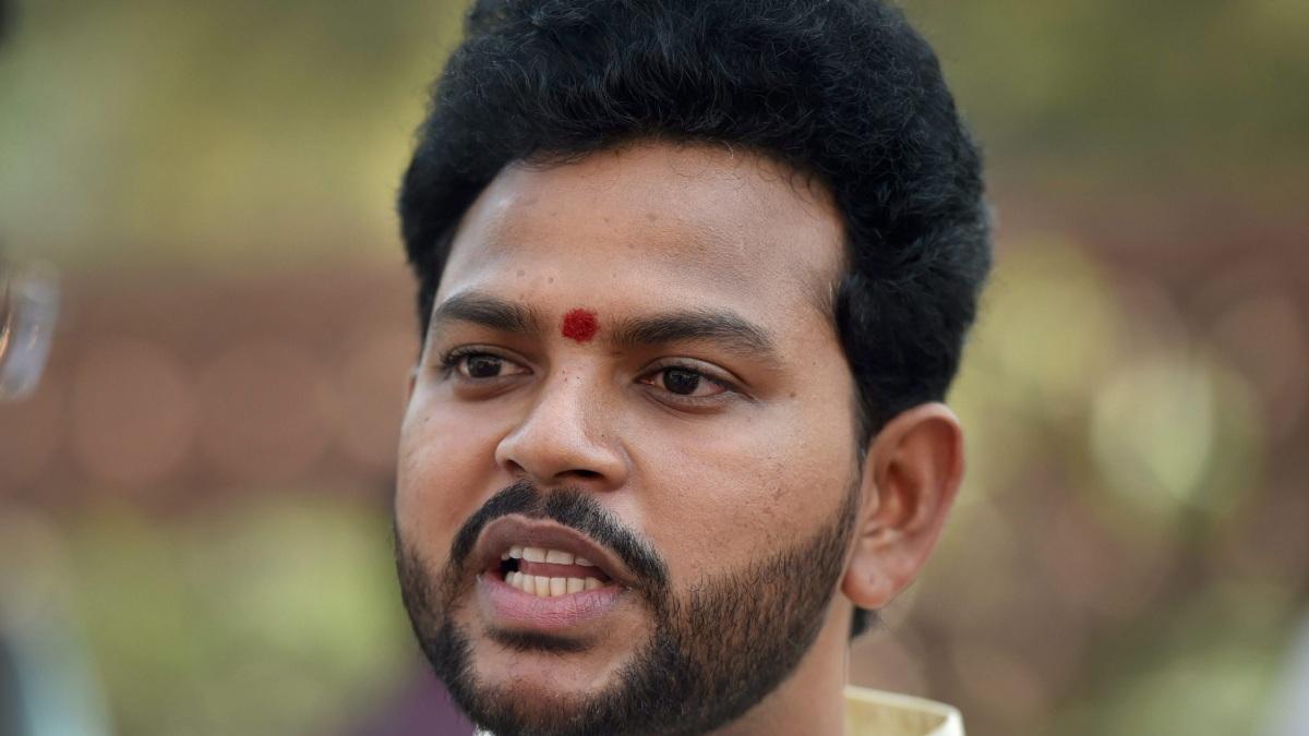 Centre Mulling On Putting Hoax Callers On 'No-Fly List' As False Bomb Threat Cripples Indian Aviation