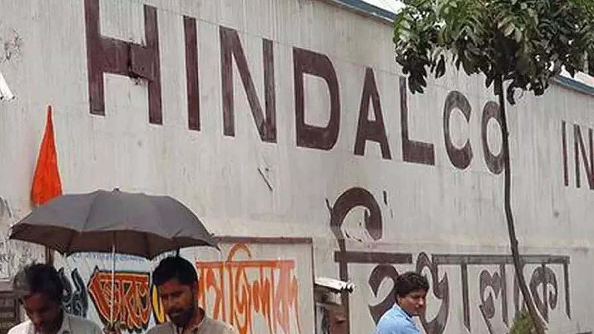 Hindalco Share Price Live: Hindalco shares dip 5%