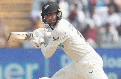 Ashwin strikes twice but New Zealand reach 92/2 at lunch on Day 1