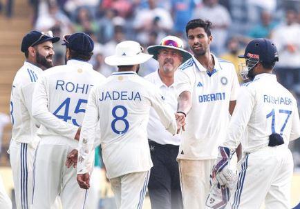 India bowl out New Zealand for 259 on Day 1