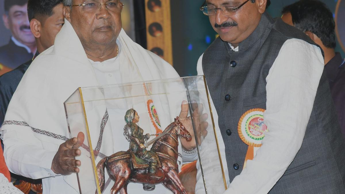 CM, others participate in Kittur Utsav