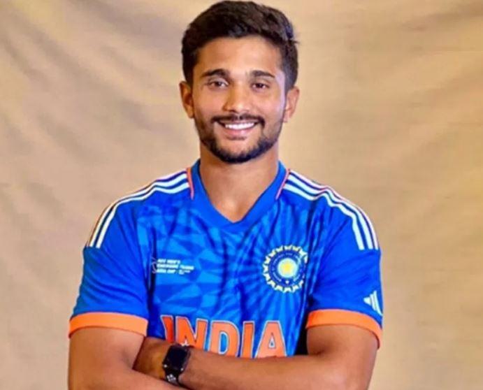 Rana, Reddy in team for Australia