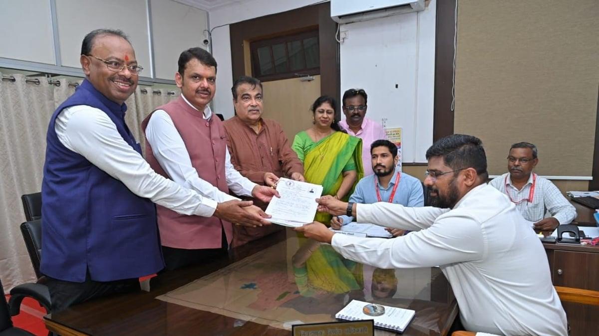 Maharashtra Assembly Elections 2024: DyCM Devendra Fadnavis Files Nomination Papers From Nagpur South West Constituency Amid Show Of Strength
