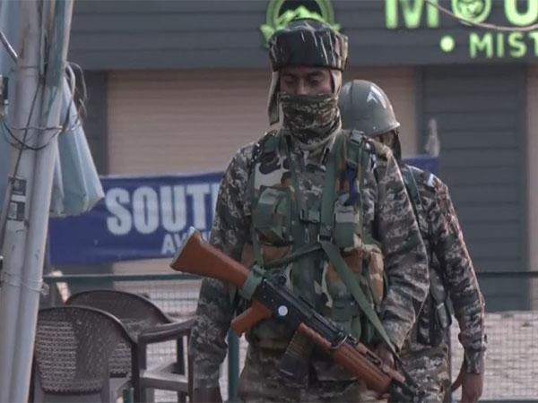 Miseries of porter killed in Baramulla terror attack