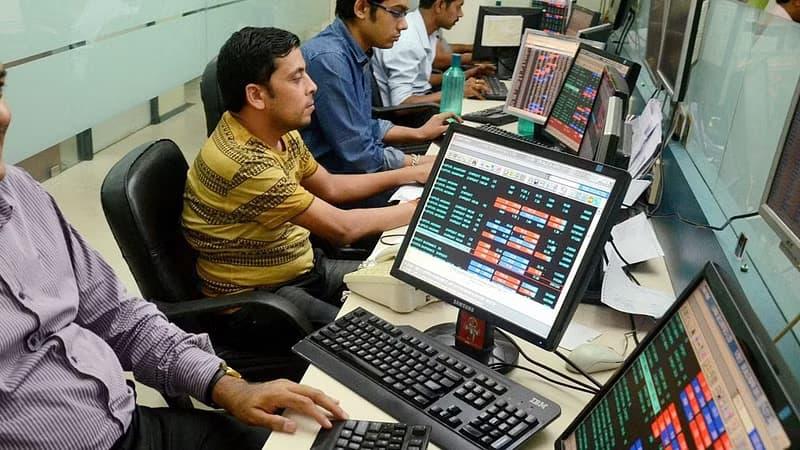 Stock markets snap 5-day losing run  on buying in ICICI bank, DII push