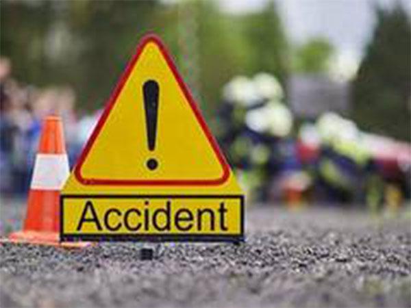 Uttar Pradesh: 5 dead, 1 injured in accident on Delhi-Budaun highway