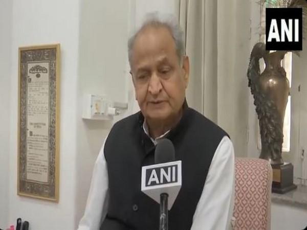 “Anti-government sentinment in Maharashtra,”says Congress observor Ashok Gehlot