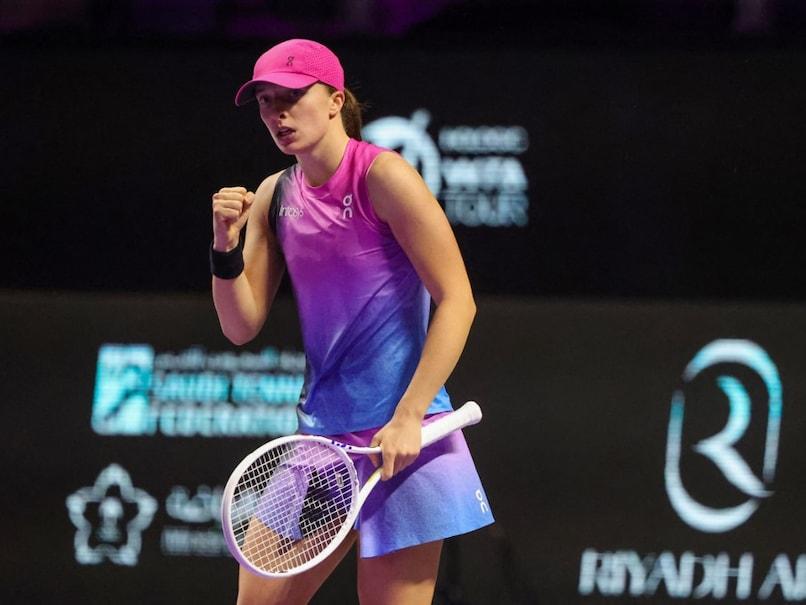 Iga Swiatek Comes From Behind To Beat Barbora Krejcikova At WTA Finals