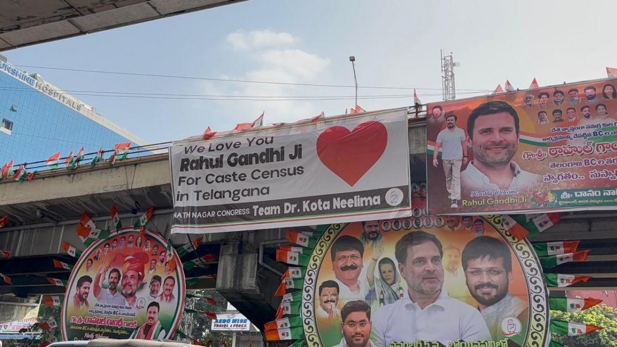 Posters, banners festoon Hyderabad to welcome Rahul Gandhi
