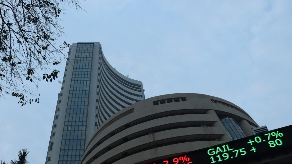 Stock Market Updates: Sensex Gains 150 Points; Nifty Climbs To 24,250; IT Stocks Rally