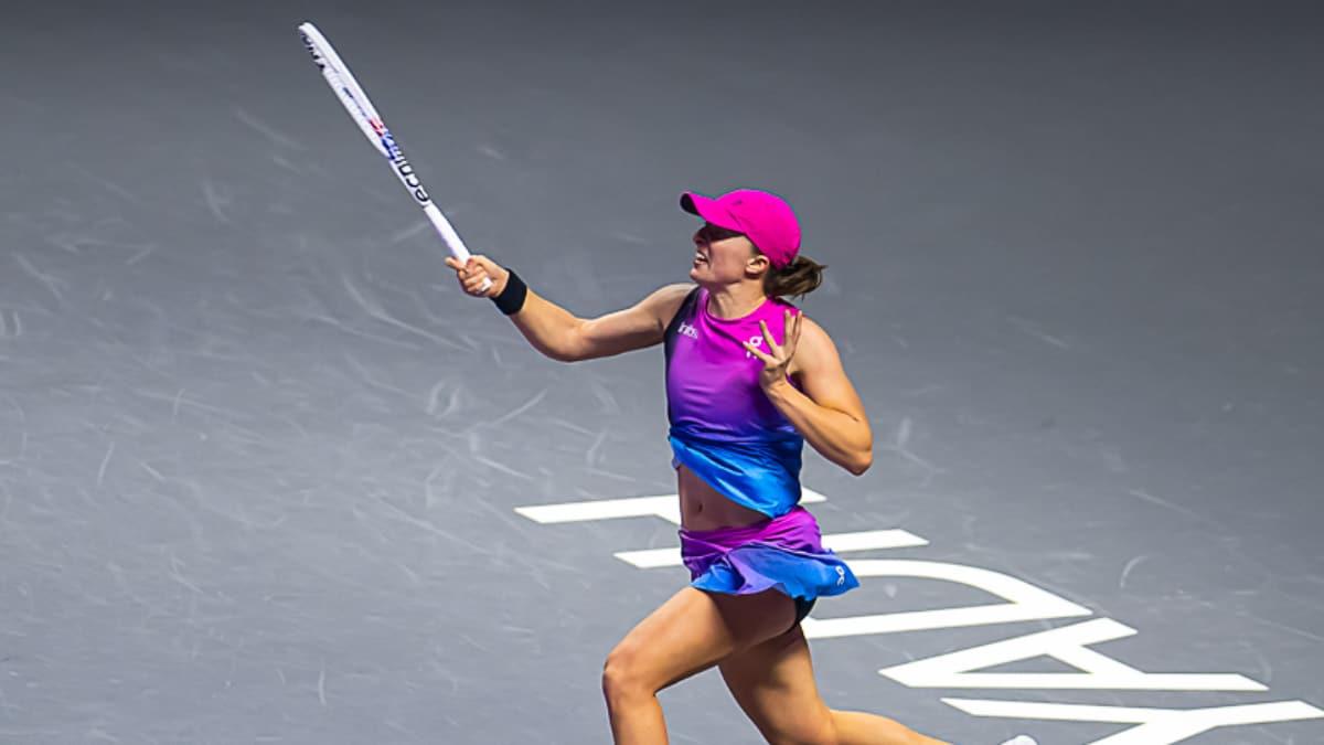 Swiatek Eliminated From WTA Finals, Krejcikova Into Semis