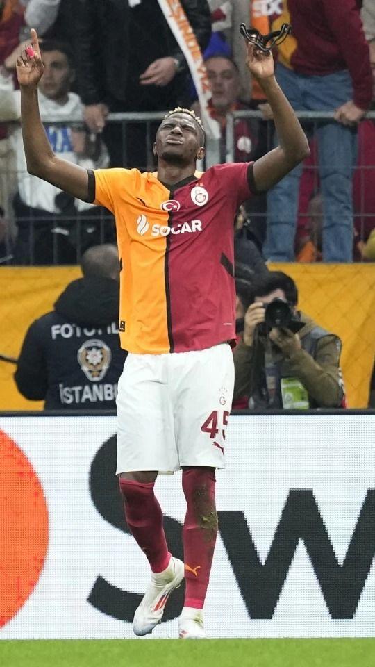Victor Osimhen Scores DOUBLE As Galatasaray Beat Tottenham In Hard Fought Win