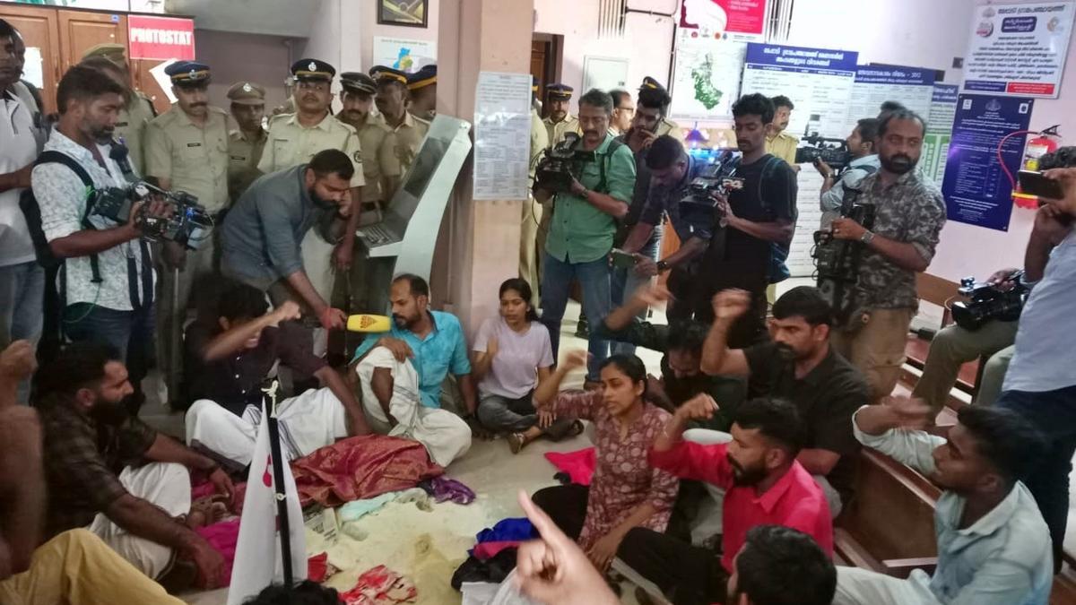 Contaminated food kits supply in Wayanad: Chief Minister Pinarayi Vijayan orders vigilance inquiry