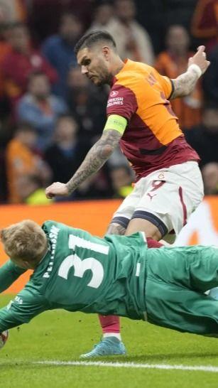 Galatasaray Confirms Forward Mauro Icardi Tore His ACL In Europa League Action