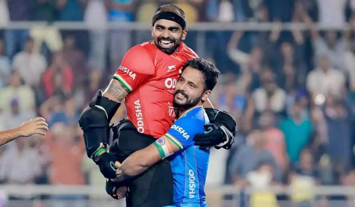 FIH Awards: Harmanpreet became the best hockey player, Sreejesh became the best goalkeeper