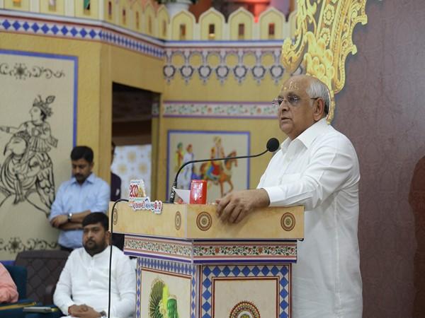 Gujarat CM graces Lakshminarayan Dev Dwishatabdi Mahotsav in vadtal