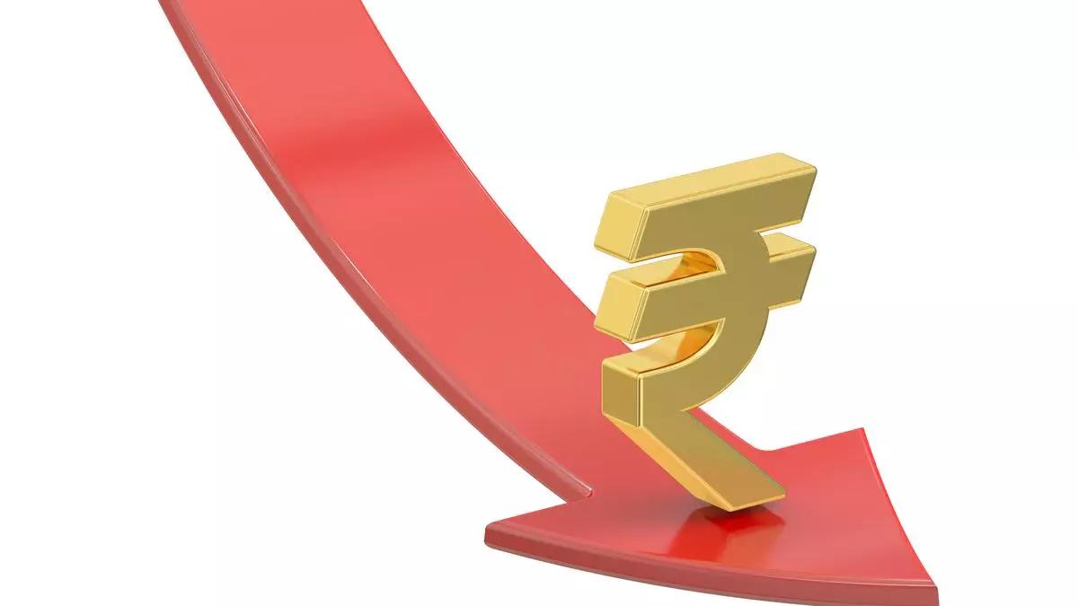 Weekly Rupee view: Rupee take a hit as Trump’s victory boosts dollar