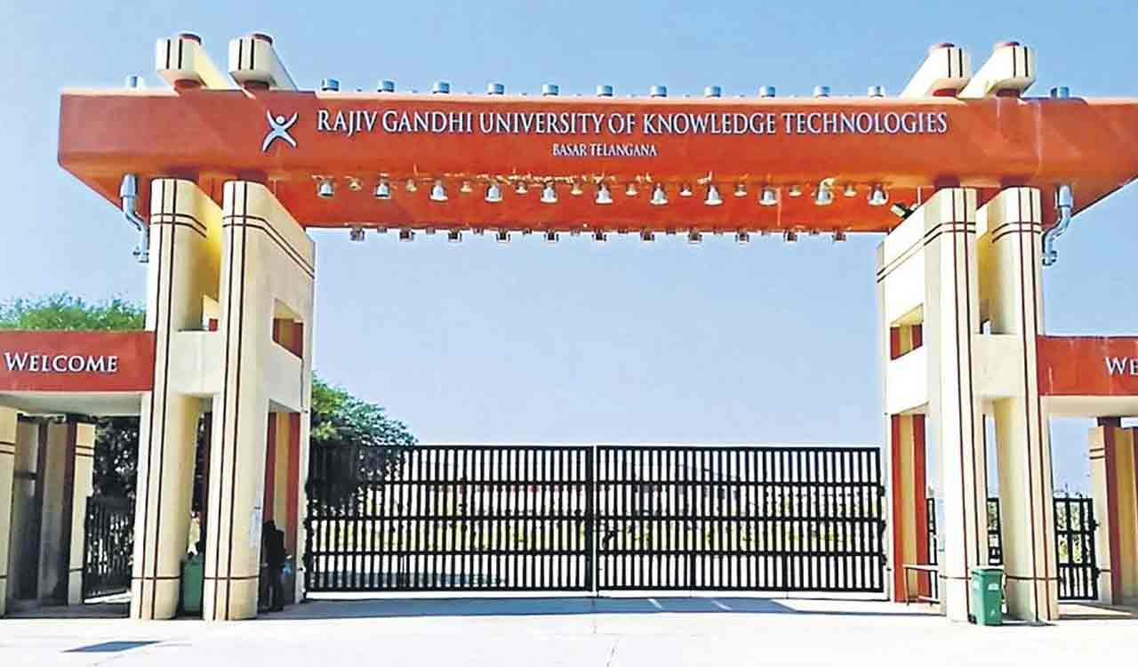 Suicides put RGUKT-Basar in bad light